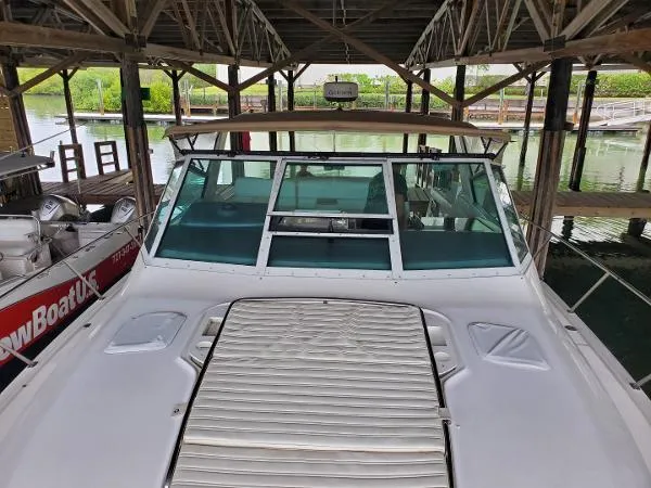 Slide: The Image of Tiara 3500 Express 1998 - 2