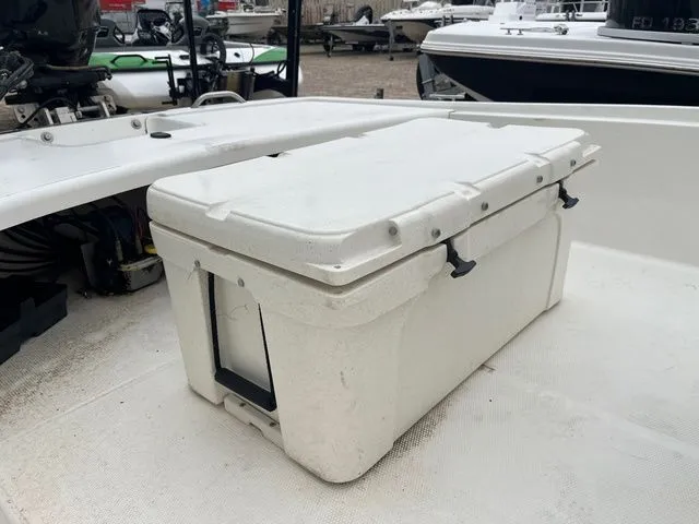 Slide: The Image of Mako PRO 17 SKIFF 2015 - 16