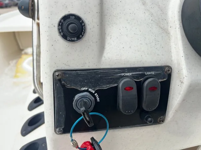 Slide: The Image of Mako PRO 17 SKIFF 2015 - 21