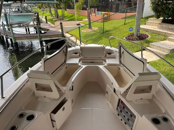 Slide: The Image of Grady-White 251 Coastal Explorer 2014 - 4