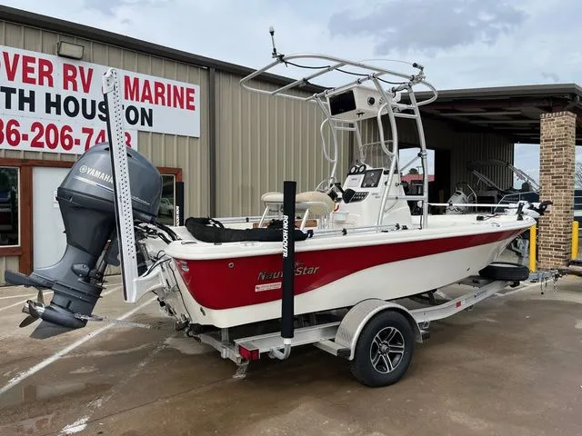 Slide: The Image of NauticStar 1910 2018 - 22