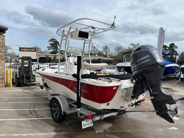 Slide: The Image of NauticStar 1910 2018 - 4