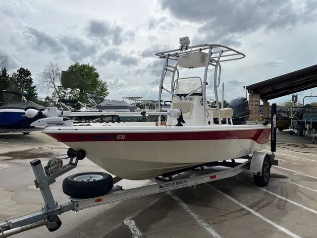 Slide: The Image of NauticStar 1910 2018 - 5