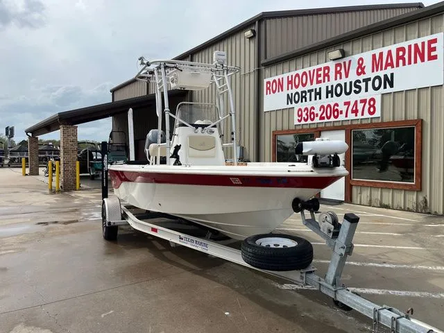 Slide: The Image of NauticStar 1910 2018 - 6