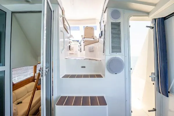 Slide: The Image of Viking 60' Cockpit Sport Yacht 2000 - 7