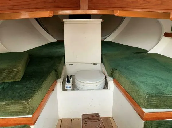 Slide: The Image of Herreshoff Buzzards Bay 25 1996 - 10