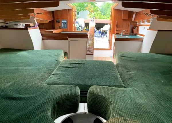 Slide: The Image of Herreshoff Buzzards Bay 25 1996 - 11