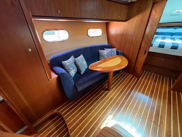 Slide: The Image of Tiara 3900 Sovran 2007 - 3