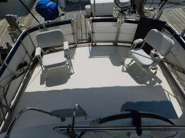 Slide: The Image of Gulfstar 43 Sundeck MKll 1975 - 3