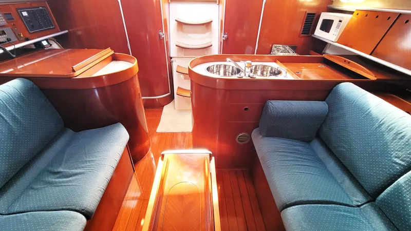Slide: The Image of Beneteau First 38.5 1993 - 11