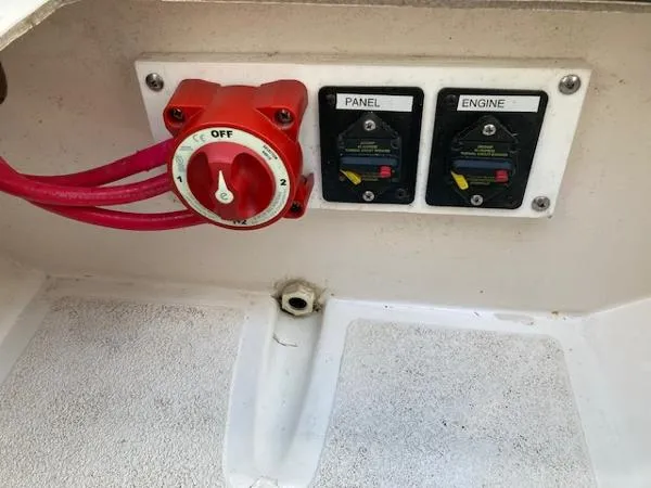 Slide: The Image of Shamrock 220 Walkaround 1993 - 7