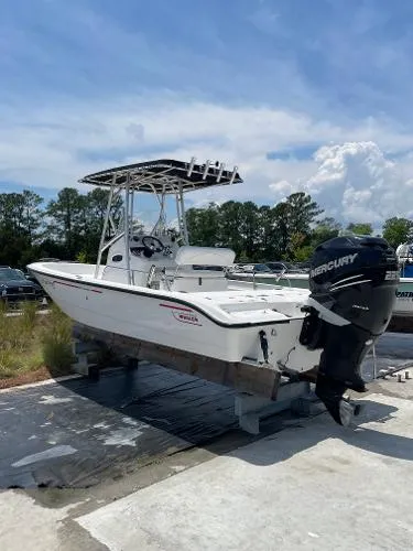 Slide: The Image of Boston Whaler 220 Dauntless 2007 - 0