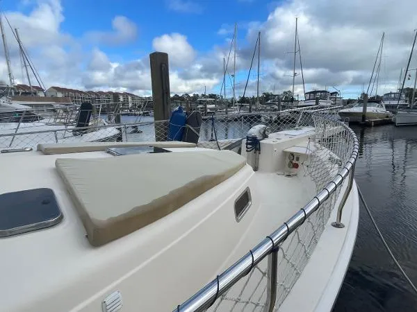 Slide: The Image of Mainship 430 Aft Cabin 3SR Trawler 2005 - 8
