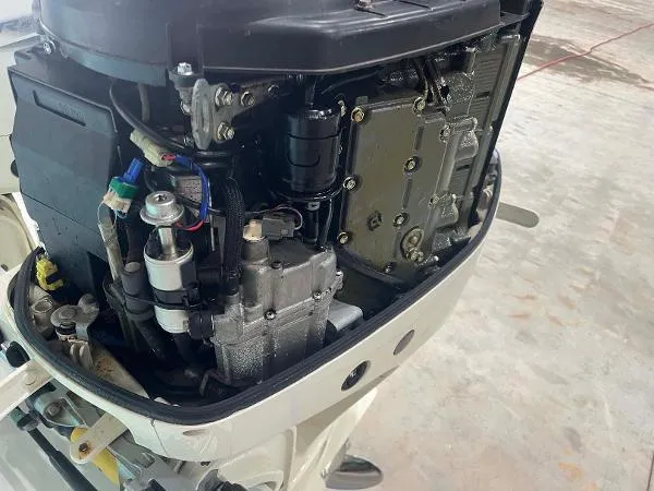 Slide: The Image of Custom Rainbow Runner 30 Open 1999 - 9