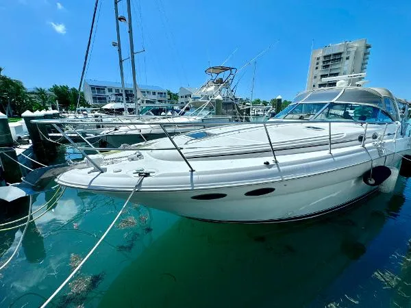 Slide: The Image of Sea Ray 380 Sundancer 2002 - 0
