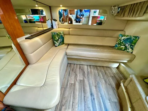 Slide: The Image of Sea Ray 380 Sundancer 2002 - 9