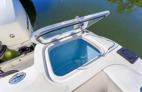 Slide: The Image of Boston Whaler 420 Outrage 2018 - 10
