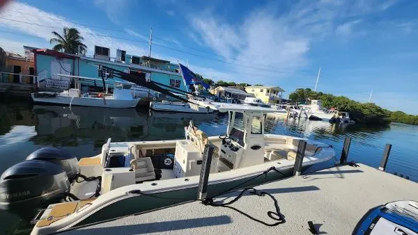 Slide: The Image of NauticStar 28 XS Offshore 2021 - 4