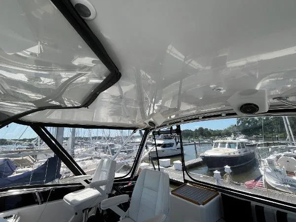 Slide: The Image of Albin 45 Command Bridge 2005 - 10