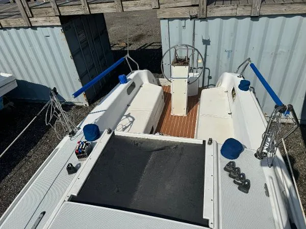 Slide: The Image of Catalina 250 MkII 1995 - 5