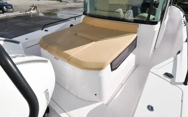 Slide: The Image of Axopar 37 Cross Cabin 2020 - 11