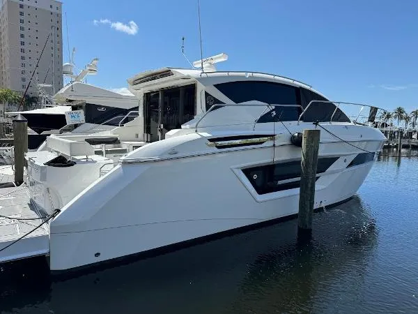 Slide: The Image of Cruisers 46 Cantius 2019 - 0