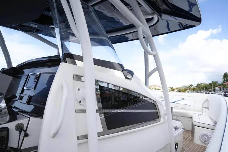 Slide: The Image of Nor-Tech 340 Sport 2016 - 7