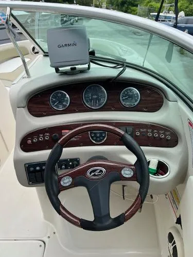 Slide: The Image of Sea Ray 240 Sundeck 2006 - 6