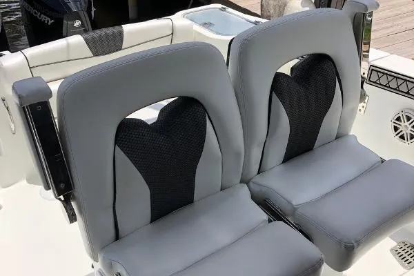 Slide: The Image of Wellcraft 262 Fisherman 2021 - 8