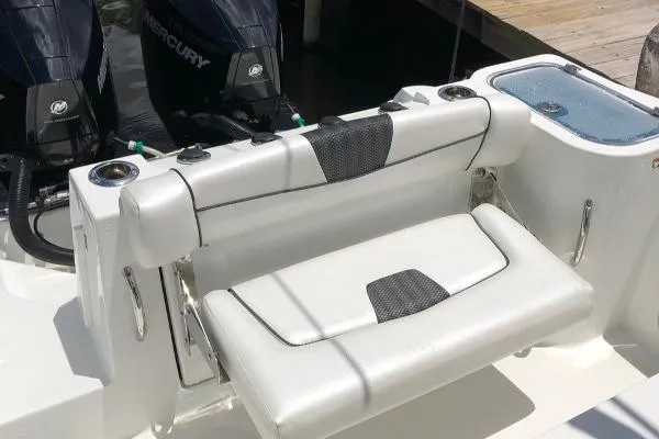 Slide: The Image of Wellcraft 262 Fisherman 2021 - 9