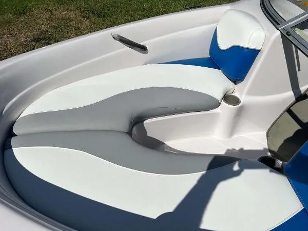 Slide: The Image of Tahoe T18 Ski Boat 2005 - 3