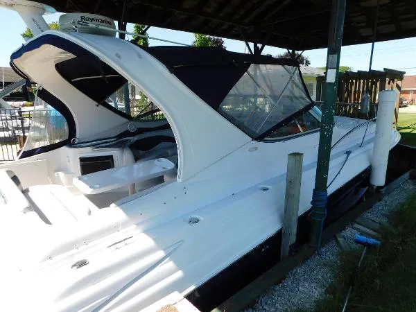 Slide: The Image of Larson Cabrio 370 2006 - 11