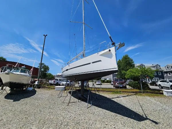 Slide: The Image of Dufour Performance 36 2012 - 3