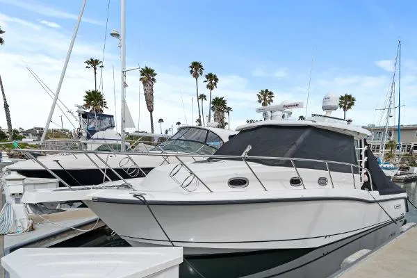 Slide: The Image of Boston Whaler 345 Conquest Pilothouse 2017 - 4