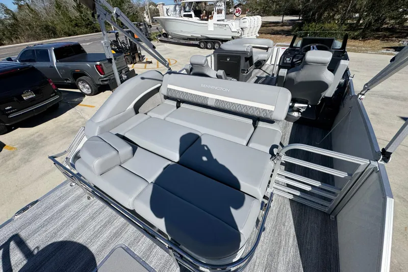 Slide: The Image of 2026 Bennington 22 MSB pontoon boat with luxurious seating and modern design. - 30