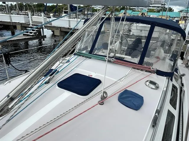 Slide: The Image of Catalina 400 MkII 2004 - 10