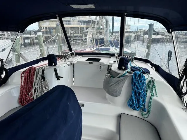 Slide: The Image of Catalina 400 MkII 2004 - 6