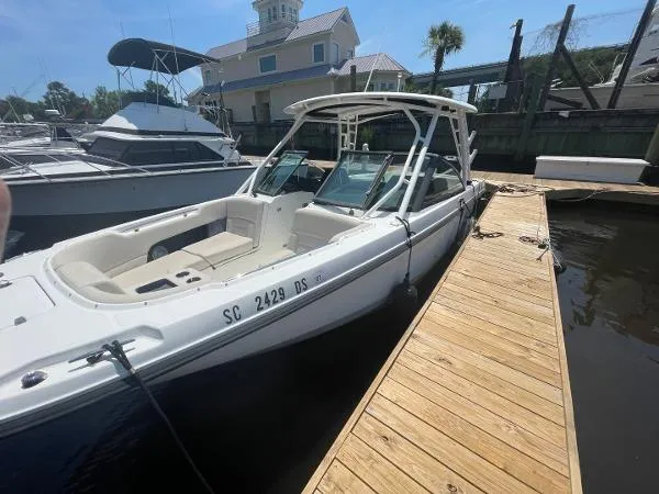 Slide: The Image of Boston Whaler 270 Vantage 2016 - 9