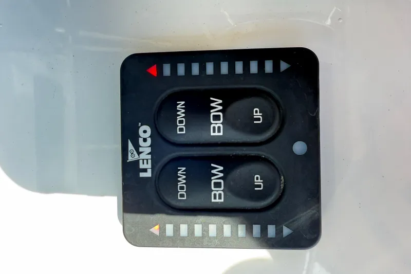 Slide: The Image of Lenco trim tab control panel on 2020 Parker 2100 Special Edition boat. - 33