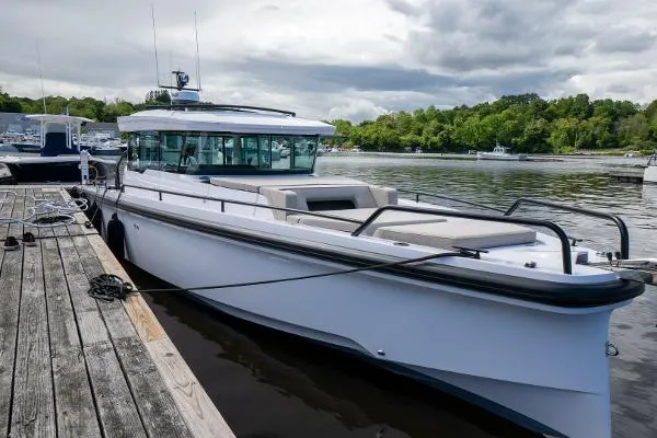 Slide: The Image of Axopar 37 Cross Cabin XC 2024 - 1