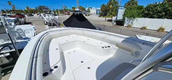 Slide: The Image of Boston Whaler 320 Outrage 2008 - 8
