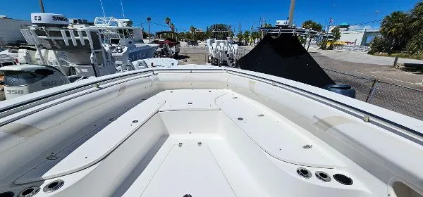 Slide: The Image of Boston Whaler 320 Outrage 2008 - 9