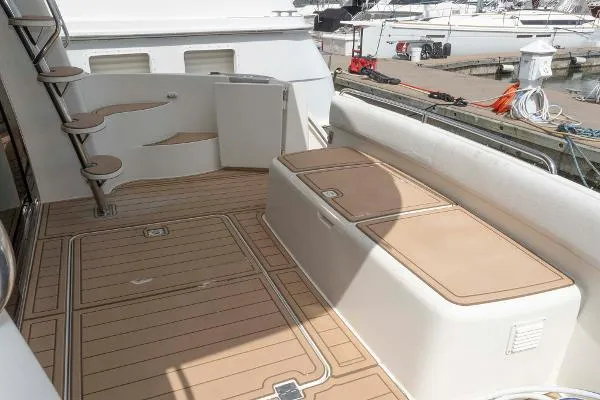 Slide: The Image of Carver Yachts 570 Voyager Pilothouse 2002 - 10