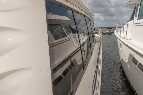 Slide: The Image of Carver Yachts 570 Voyager Pilothouse 2002 - 11