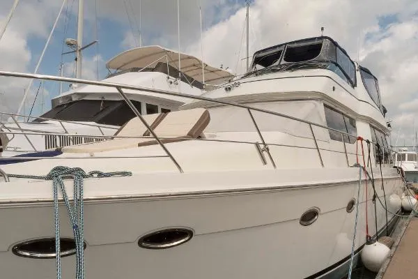 Slide: The Image of Carver Yachts 570 Voyager Pilothouse 2002 - 6