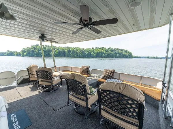 Slide: The Image of Sharpe Houseboat 18x83 2006 - 6