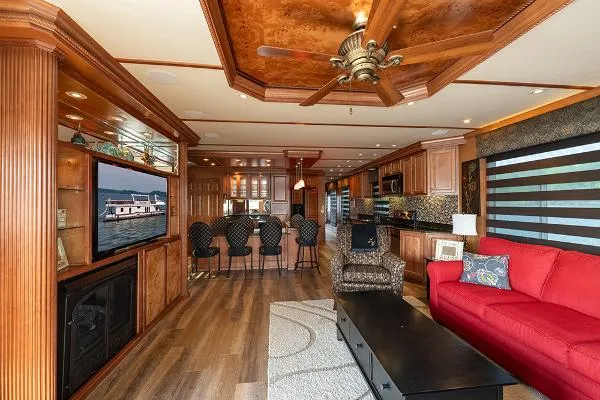 Slide: The Image of Sharpe Houseboat 18x83 2006 - 8
