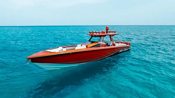 Slide: The Image of Nor-Tech 450 Sport Center Console 2021 - 4