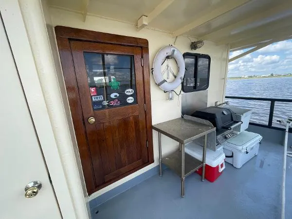 Slide: The Image of Custom Trawler Chandeleur Lugger 1989 - 11