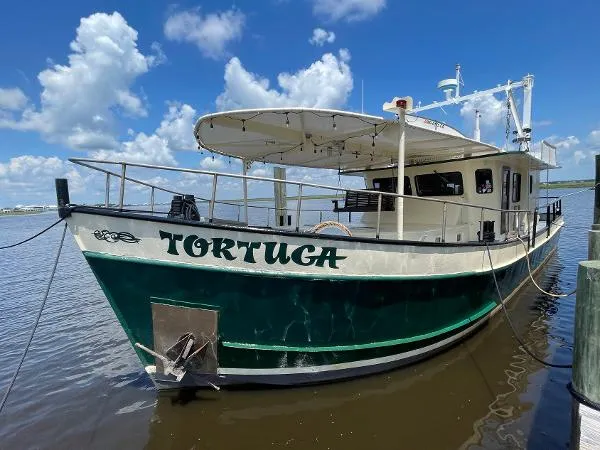 Slide: The Image of Custom Trawler Chandeleur Lugger 1989 - 3